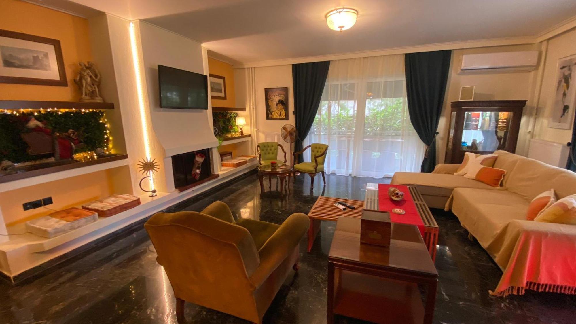 Sarakin'S Mansion Luxury Retreat Apartment Athena Bagian luar foto