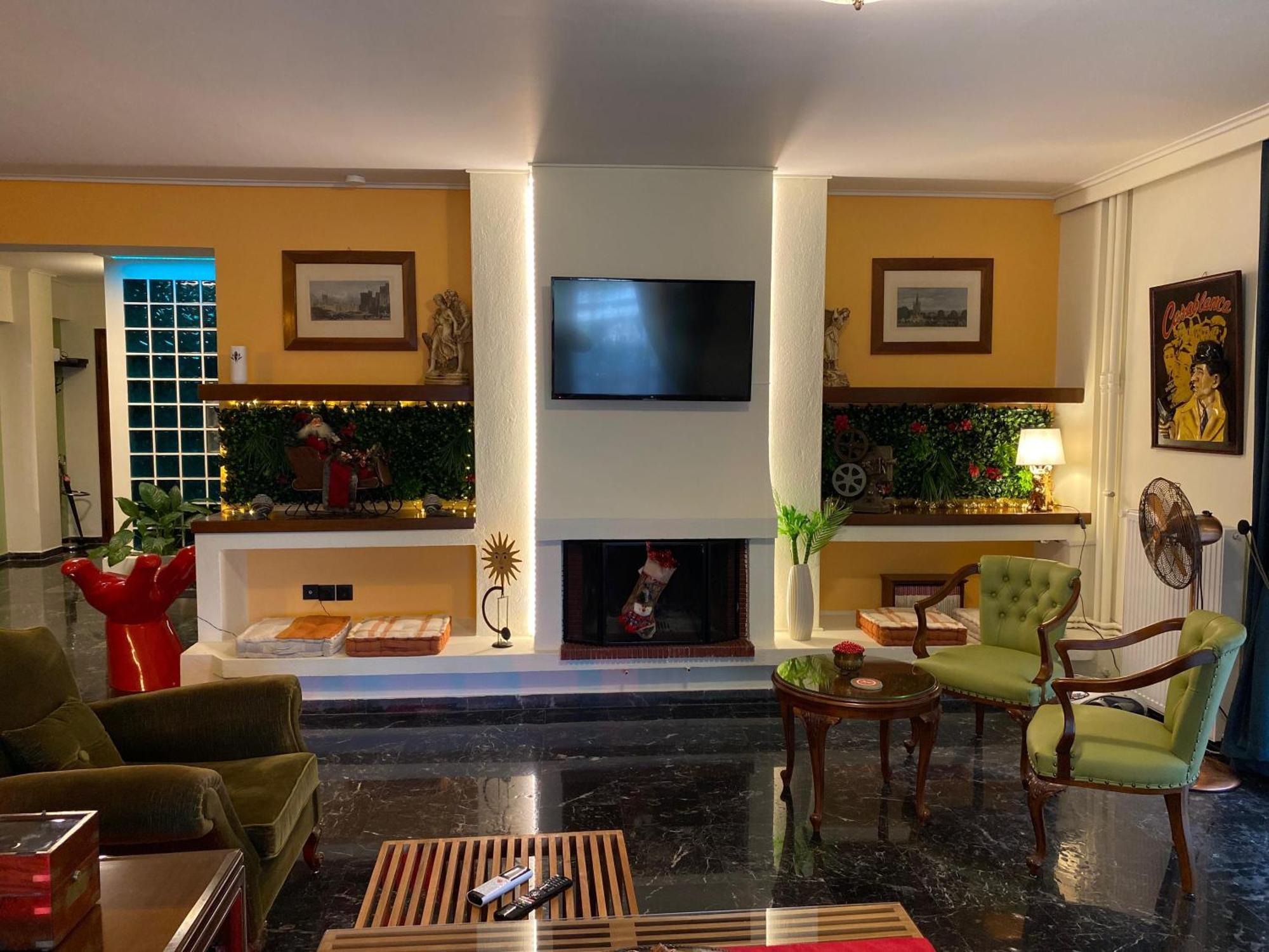 Sarakin'S Mansion Luxury Retreat Apartment Athena Bagian luar foto